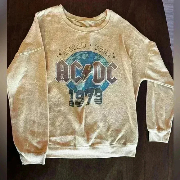 AC/DC World Tour 1979 Women’s Crew Neck Long Sleeve Sweater Yellow Size M (0468) - Picture 6 of 7